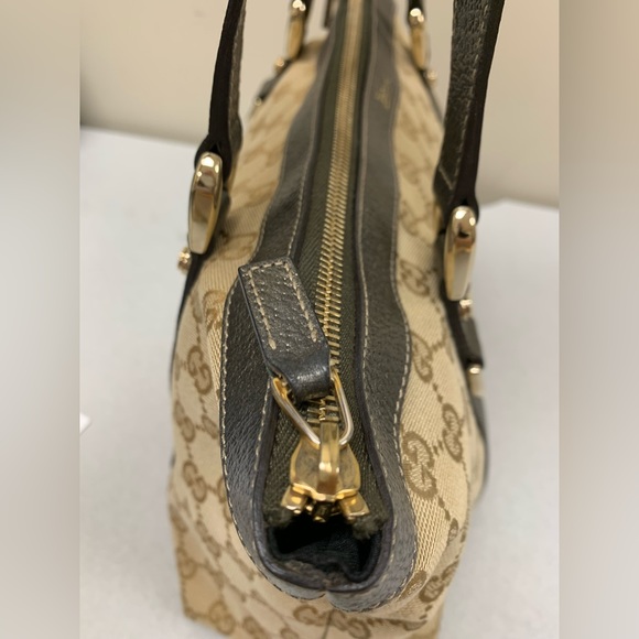 Sold🌹AUTHENTIC Gucci Canvas Abbey Tote🌹🌹 - Picture 10 of 16